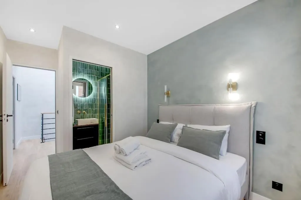 Luxueuse Maisonnette Au Coeur De Batignolles 17Eme Paris