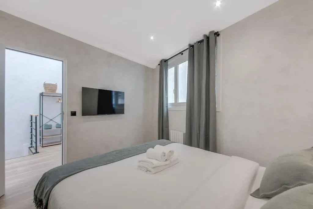 Luxueuse Maisonnette Au Coeur De Batignolles 17Eme Paris