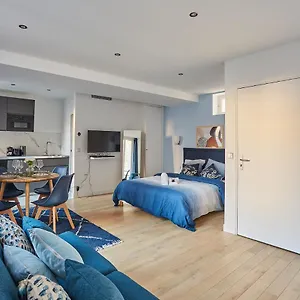  Apartment Porte Maillot Arc De Triomphe By Studio Prestige