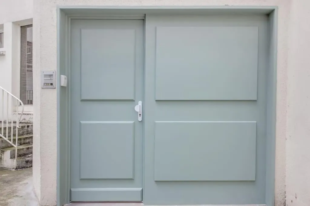 Luxueuse Maisonnette Au Coeur De Batignolles 17Eme 파리