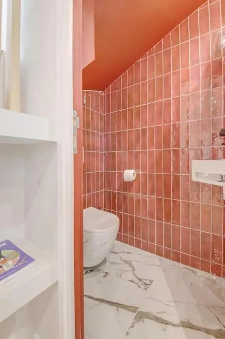 Luxueuse Maisonnette Au Coeur De Batignolles 17Eme 파리 0*,